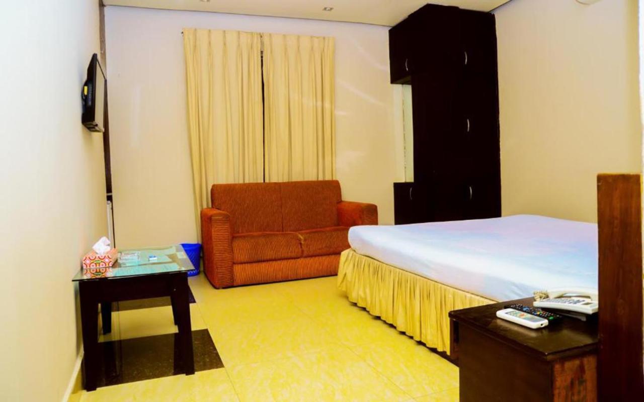 Hotel Royal Living Hotel & Suites Chittagong Eksteriør bilde