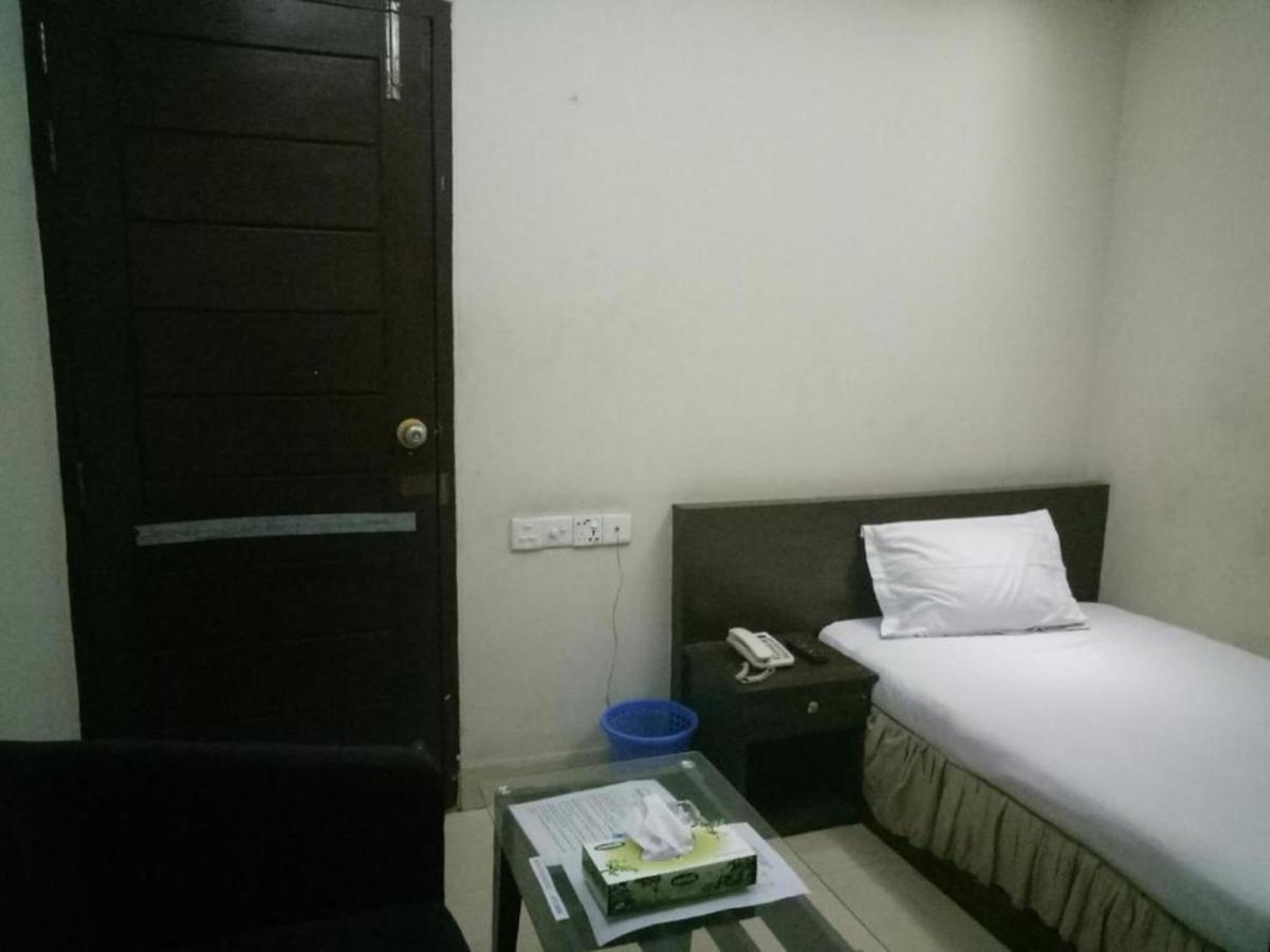 Hotel Royal Living Hotel & Suites Chittagong Eksteriør bilde